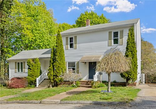 9 Williston St, Cranston, RI, 02920-3830 | Card Image