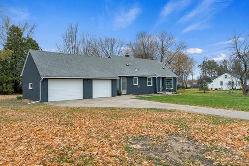 7650 Stillwater Way N, Oakdale, MN, 55128-4022 | Card Image