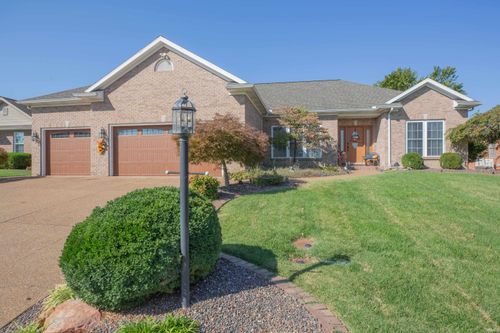 6210 Pebble Stone Dr, Evansville, IN, 47711-7752 | Card Image