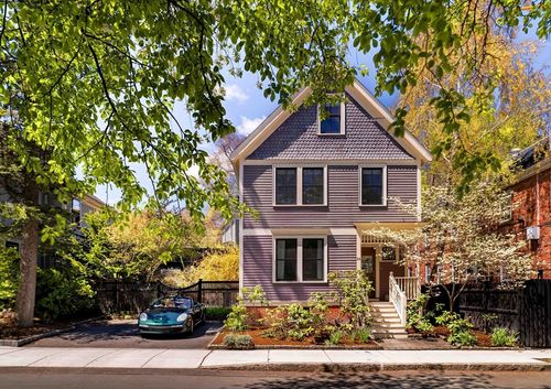 24 Gibson St, Cambridge, MA, 02138-4720 | Card Image