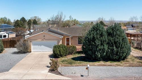 310 S Falcon Dr, Pueblo West, CO, 81007-2732 | Card Image