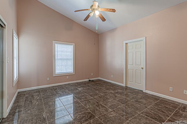 180 Brandon Way, House other with 3 bedrooms, 2 bathrooms and null parking in Poteet TX | Image 33