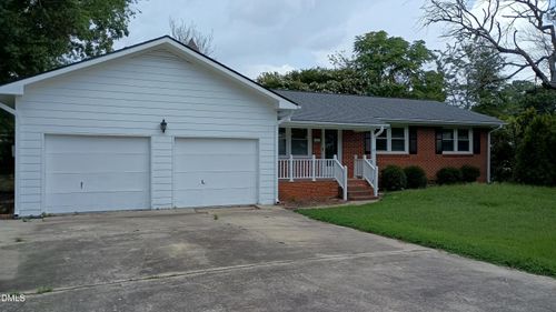 102 S Tunstall Ave, Apex, NC, 27502-1943 | Card Image