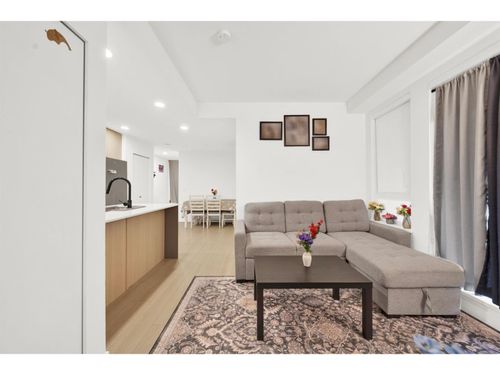 205-13439 94a Avenue, Surrey, BC, V3V0G9 | Card Image