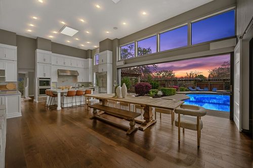 1001 Cirby Way, Roseville, CA, 95661 | Card Image
