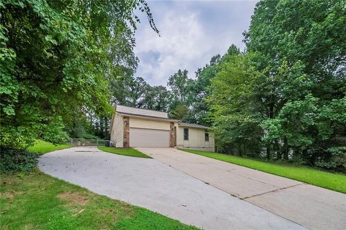 5115 Carole Pl, Stone Mountain, GA, 30087-4242 | Card Image