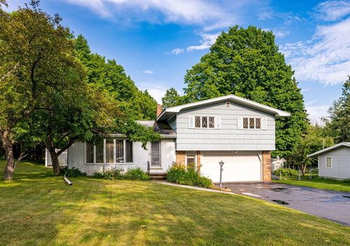 3748 Stebner Rd, Hermantown, MN, 55811-1732 | Card Image