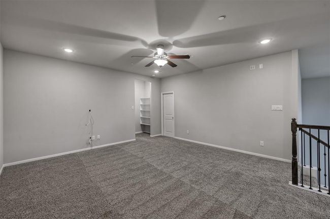 Another view of the gameroom | Image 23