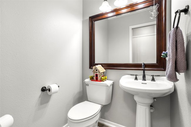 3905 Shady Creek Dr, House other with 4 bedrooms, 3 bathrooms and null parking in Euless TX | Image 10