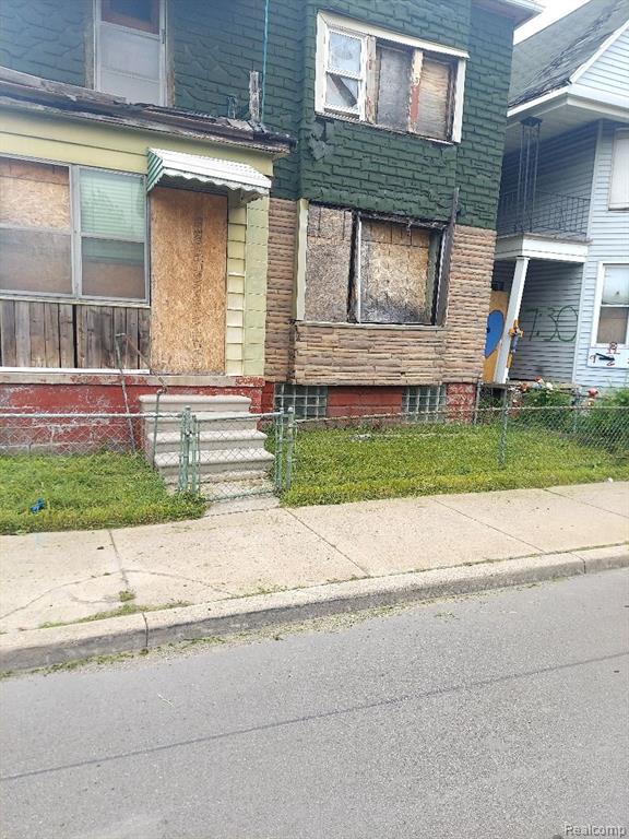 Mount Elliott St, Detroit, MI 48207