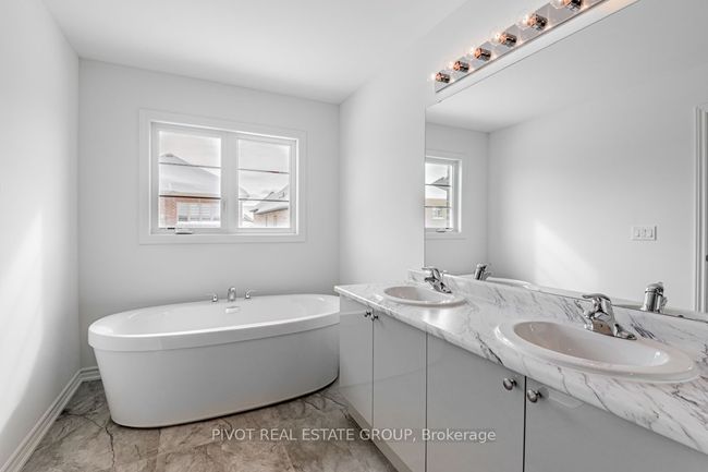 19 Daffodil Rd, House attached with 3 bedrooms, 3 bathrooms and 1 parking in Minesing ON | Image 30