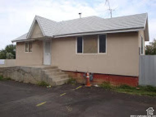 235 E 700 S, Clearfield, UT, 84015-1711 | Card Image