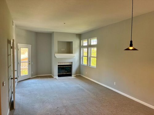 121 Crescent Ct, Brisbane, CA, 94005 | Card Image