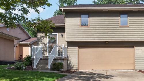 1306 Cadwell Dr, Bloomington, IL, 61704-2552 | Card Image