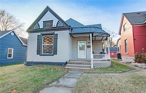 1608 S Moniteau Ave, Sedalia, MO, 65301-7350 | Card Image