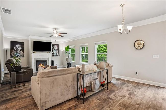 5662 Valley Loop, House other with 4 bedrooms, 3 bathrooms and null parking in Fairburn GA | Image 16