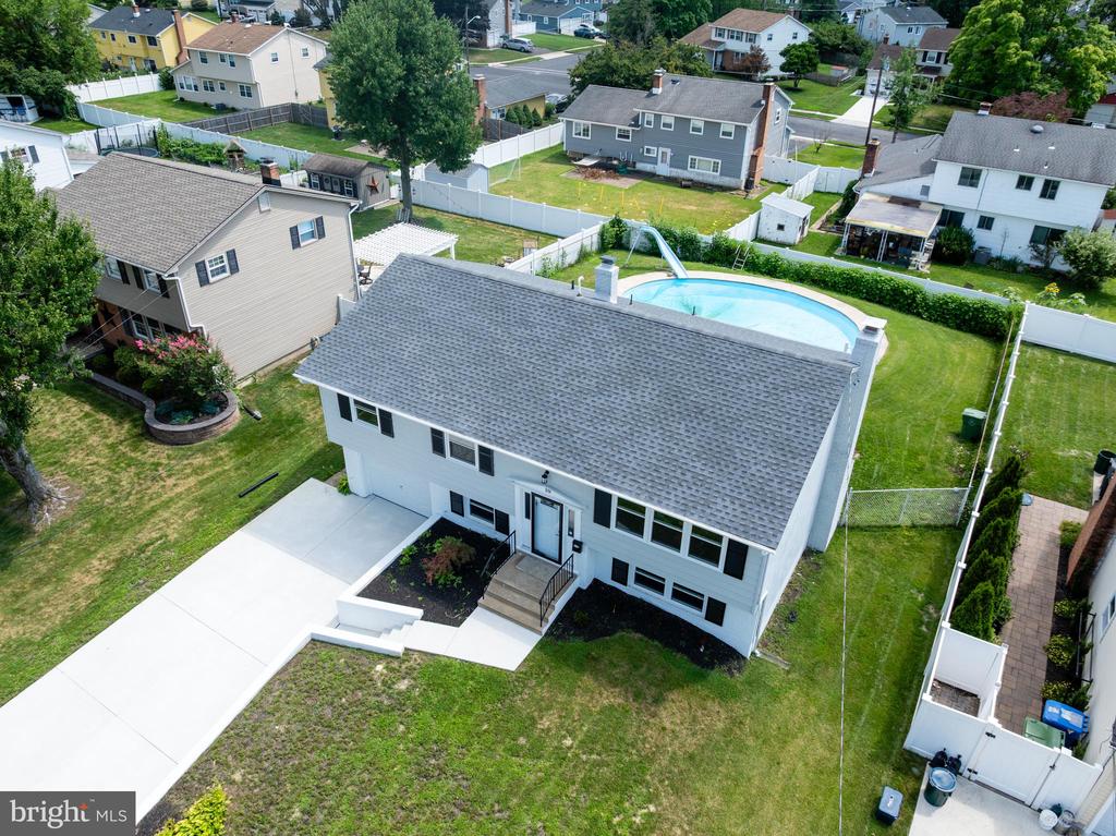 Residential in CHERRY HILL 2