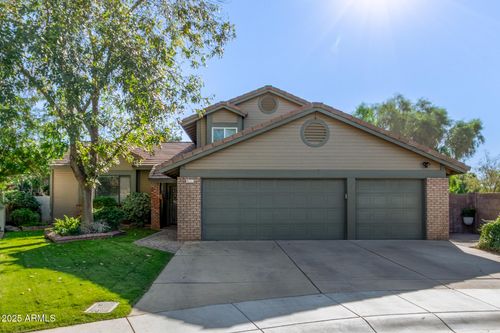 1349 E Lobster Bay Cir, Gilbert, AZ, 85234-2673 | Card Image