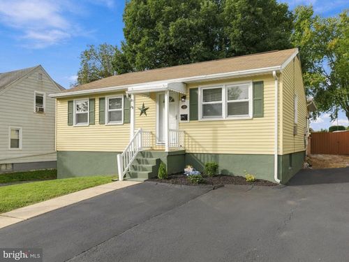1089 Marshall St, HAGERSTOWN, MD, 21740-3606 | Card Image