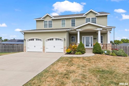 620 Garden Ct, Chatham, IL, 62629-1721 | Card Image