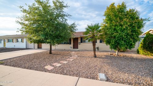 7514 E Moreland St, Scottsdale, AZ, 85257-4040 | Card Image