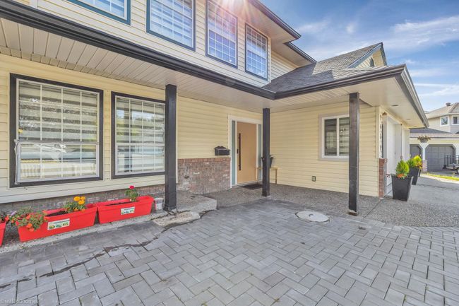 2952 Sidoni Place, House other with 6 bedrooms, 4 bathrooms and 4 parking in Abbotsford BC | Image 3