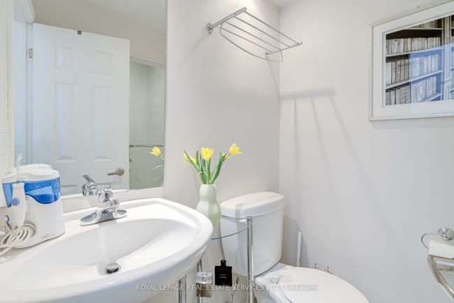 12 - 1968 Bloor St W, House attached with 3 bedrooms, 3 bathrooms and null parking in Toronto ON | Image 31