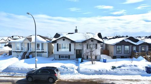 106 Atkinson Lane, Fort Mcmurray, AB, T9J1G8 | Card Image
