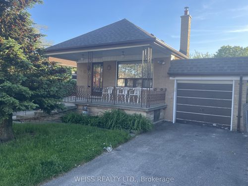10 Danesbury Avenue, North York, ON, M6B3K7 | Card Image