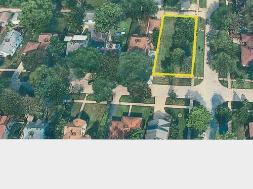 139 Adams St, Westmont, IL, 60559-1901 | Card Image