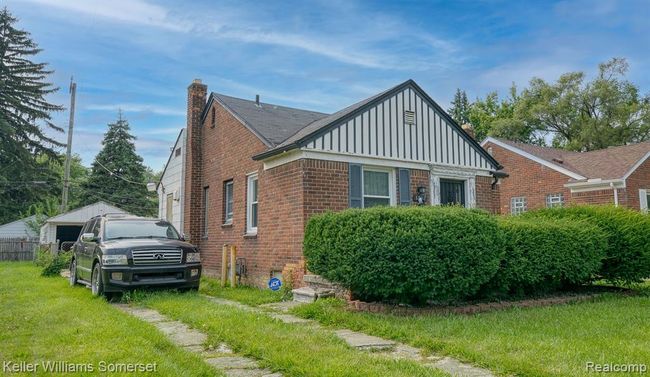 8867 Brace Street, House other with 3 bedrooms, 1 bathrooms and null parking in Detroit MI | Image 2