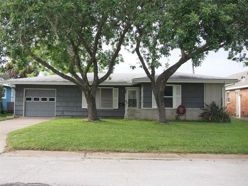 112 Tuna St, Galveston, TX, 77550-3208 | Card Image