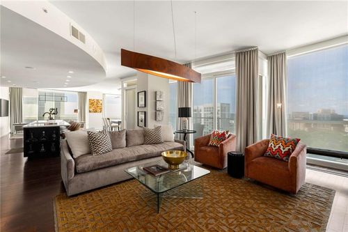 unit-2006-3325 Piedmont Rd Ne, Atlanta, GA, 30305-1895 | Card Image