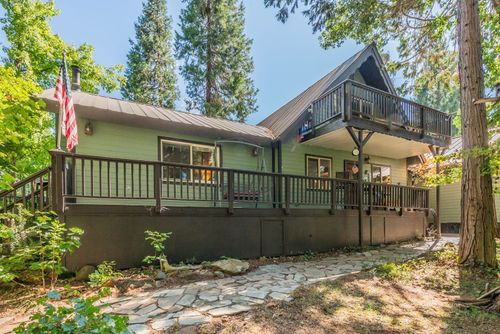 320 Airport Rd, Trinity Center, CA, 96091 | Card Image