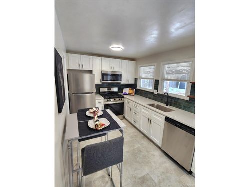 1273 Newark St, Aurora, CO, 80010-3733 | Card Image