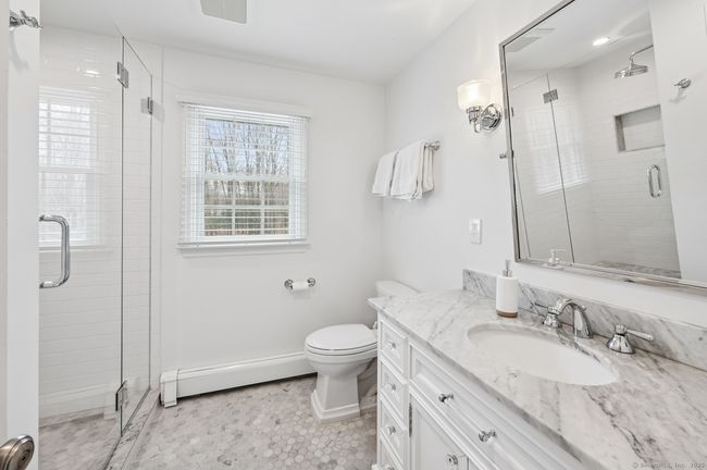 6 Pilgrim Rd, House other with 5 bedrooms, 4 bathrooms and null parking in Darien CT | Image 13