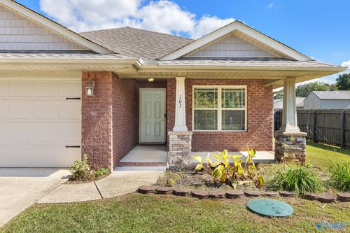 103 Oak Path Ln, Harvest, AL, 35749-1200 | Card Image
