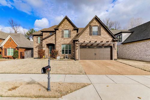 8764 Brunswick Forest Dr, Bartlett, TN, 38133-2141 | Card Image