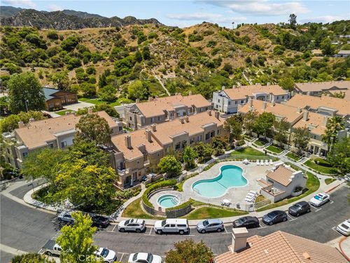 142-b-25511 Schubert Cir, Stevenson Ranch, CA, 91381-2375 | Card Image