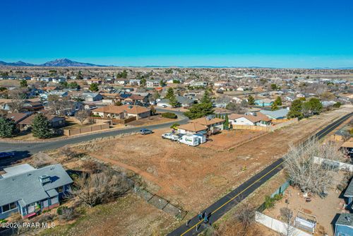 5317 N Cattlemen Dr, Prescott Valley, AZ, 86314-4394 | Card Image