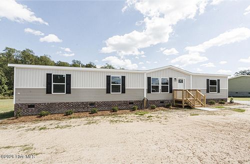 11621 Straight Gate Rd, Whitakers, NC, 27891-9221 | Card Image