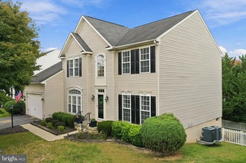 1316 Stallion St, RANSON, WV, 25438-5704 | Card Image