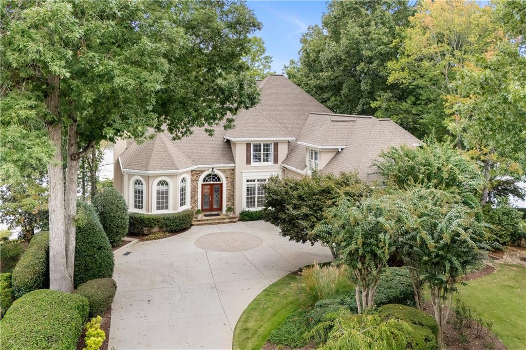 Nesbit Lakes Dr, Alpharetta, GA 30022