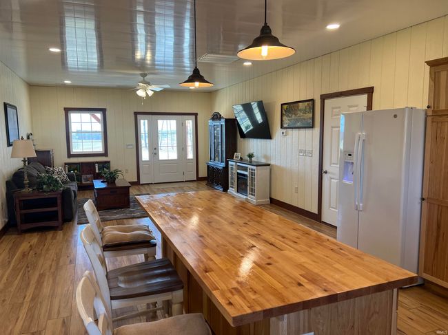 410 W Burress Rd, House other with 2 bedrooms, 2 bathrooms and null parking in Dale IN | Image 5