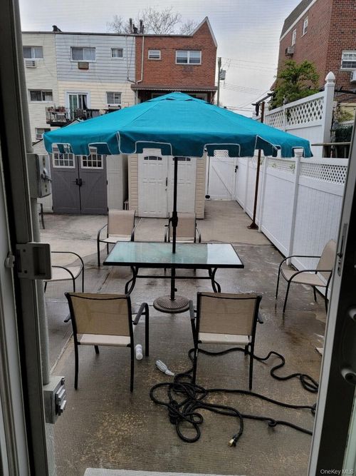 259 Kearney Ave, Bronx, NY, 10465-3422 | Card Image