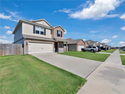 635 Woodcreek Loop, Lowell, AR, 72745-5022 | Card Image