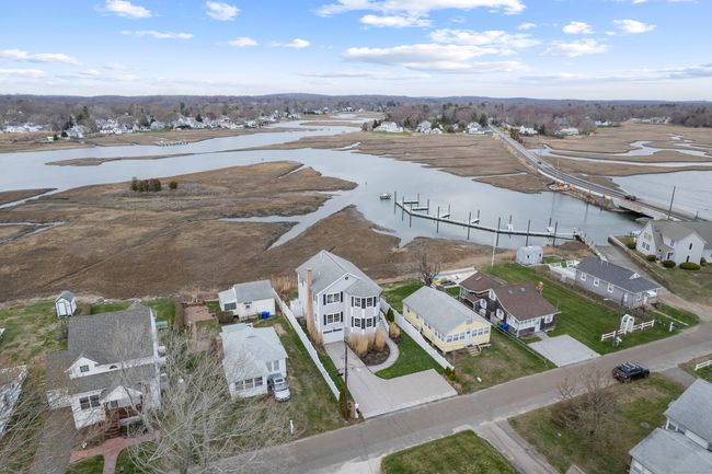 15 Buckingham Ave, House other with 3 bedrooms, 3 bathrooms and 4 parking in Old Saybrook CT | Image 35