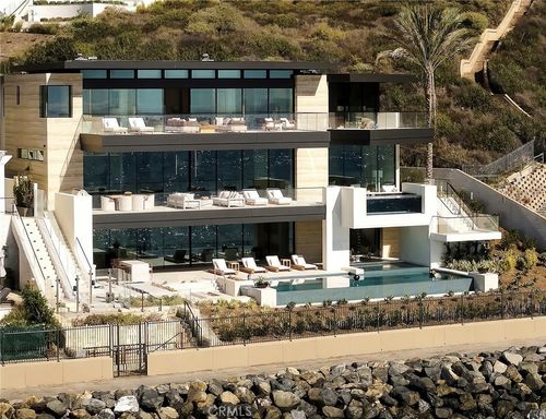 1 Strand Beach Dr, Dana Point, CA, 92629-2755 | Card Image