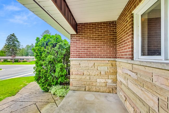 1606 Paula Ave, House other with 3 bedrooms, 2 bathrooms and 2 parking in Wheaton IL | Image 4