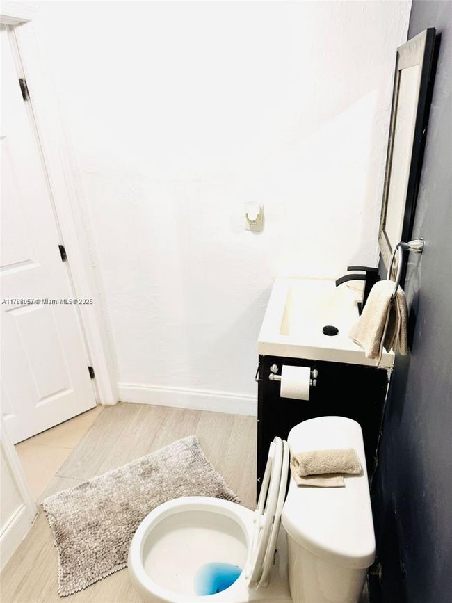 0 - 802 Nw 3 Rd Ter, House other with 1 bedrooms, 1 bathrooms and null parking in Hallandale Beach FL | Image 20